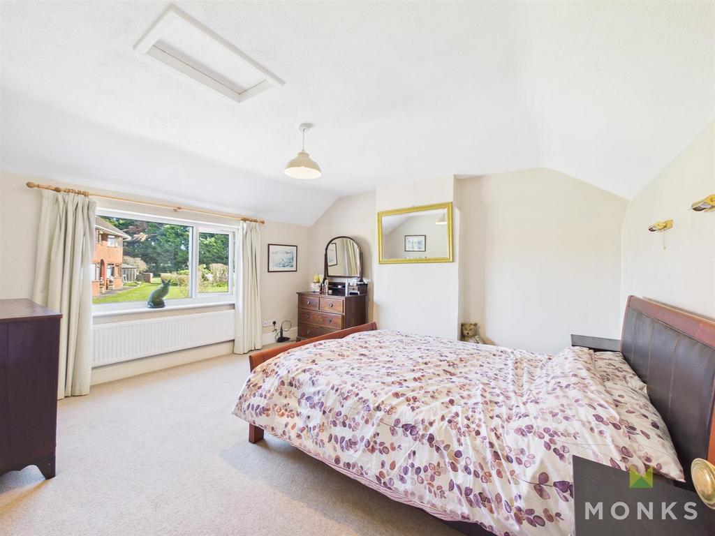 CAM01348 G0-PR0797-STILL013.jpg