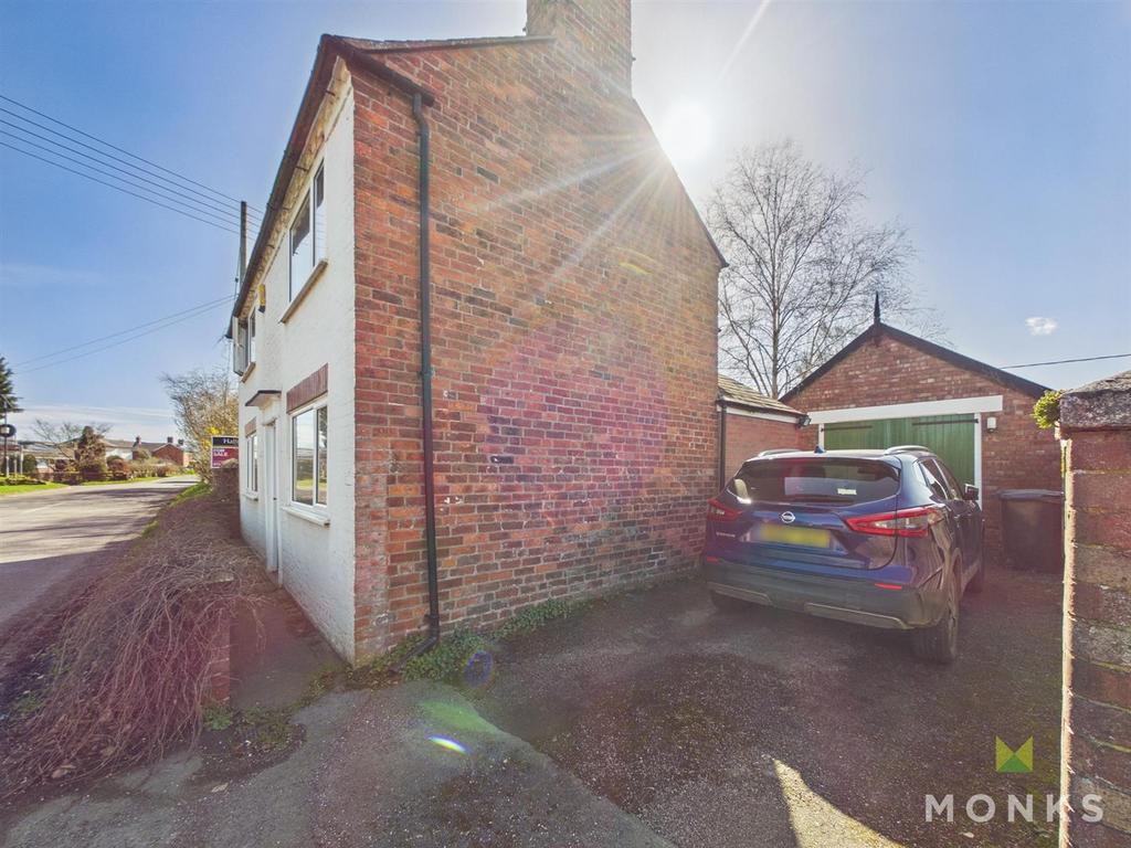 CAM01348 G0-PR0797-STILL031.jpg