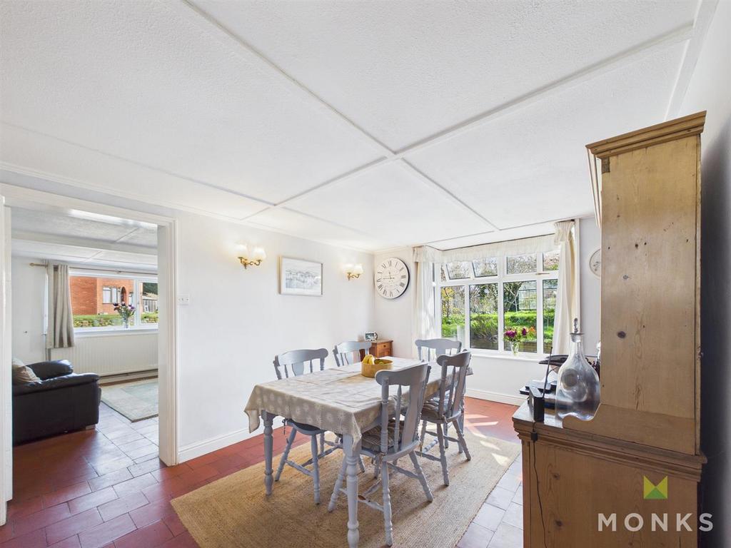 CAM01348 G0-PR0797-STILL006.jpg