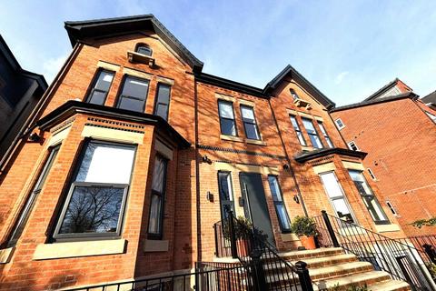 4 bedroom apartment to rent, Wilmslow Road, Didsbury, Greater Manchester, M20