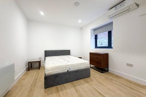 4 bedroom apartment to rent, Wilmslow Road, Didsbury, Greater Manchester, M20