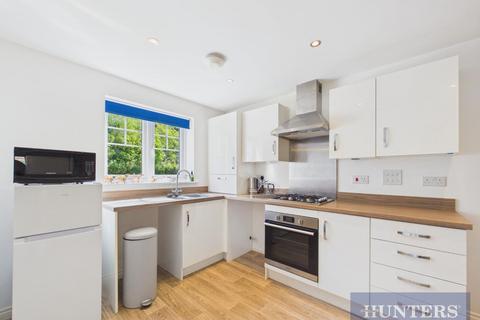 3 bedroom semi-detached house for sale, Bramble Way, Scarborough