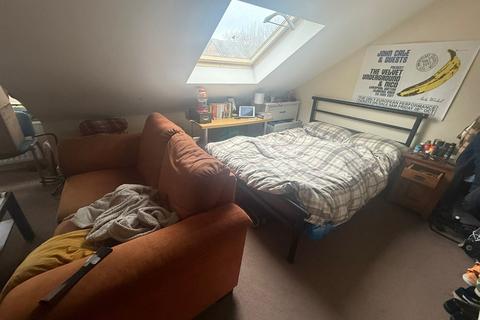 undefined, Old Lansdowne Road, Manchester M20