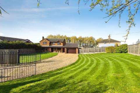 4 bedroom detached house for sale, Ramsey Road, Ramsey, Huntingdon