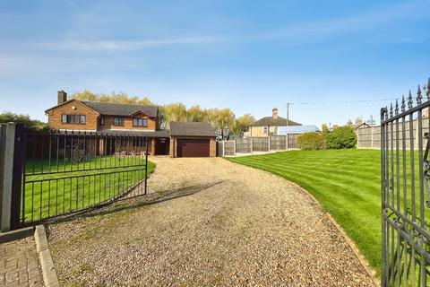 4 bedroom detached house for sale, Ramsey Road, Ramsey, Huntingdon