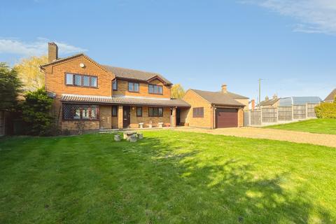 4 bedroom detached house for sale, Ramsey Road, Ramsey, Huntingdon