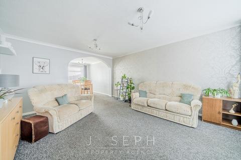undefined, Hawthorn Drive, Ipswich, IP2