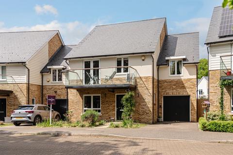 undefined, Redwood Drive, Epsom