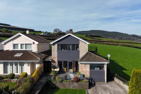 3 bedroom detached house for sale, Coed Yr Esgob, Llantrisant, Pontyclun