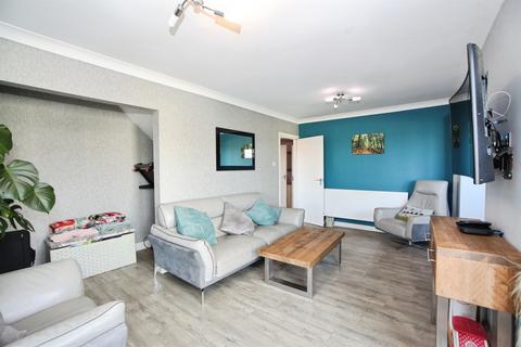 3 bedroom detached house for sale, Coed Yr Esgob, Llantrisant, Pontyclun