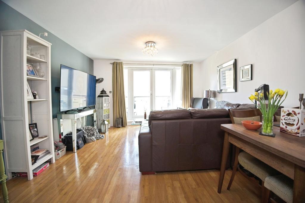 Living/Dining Area