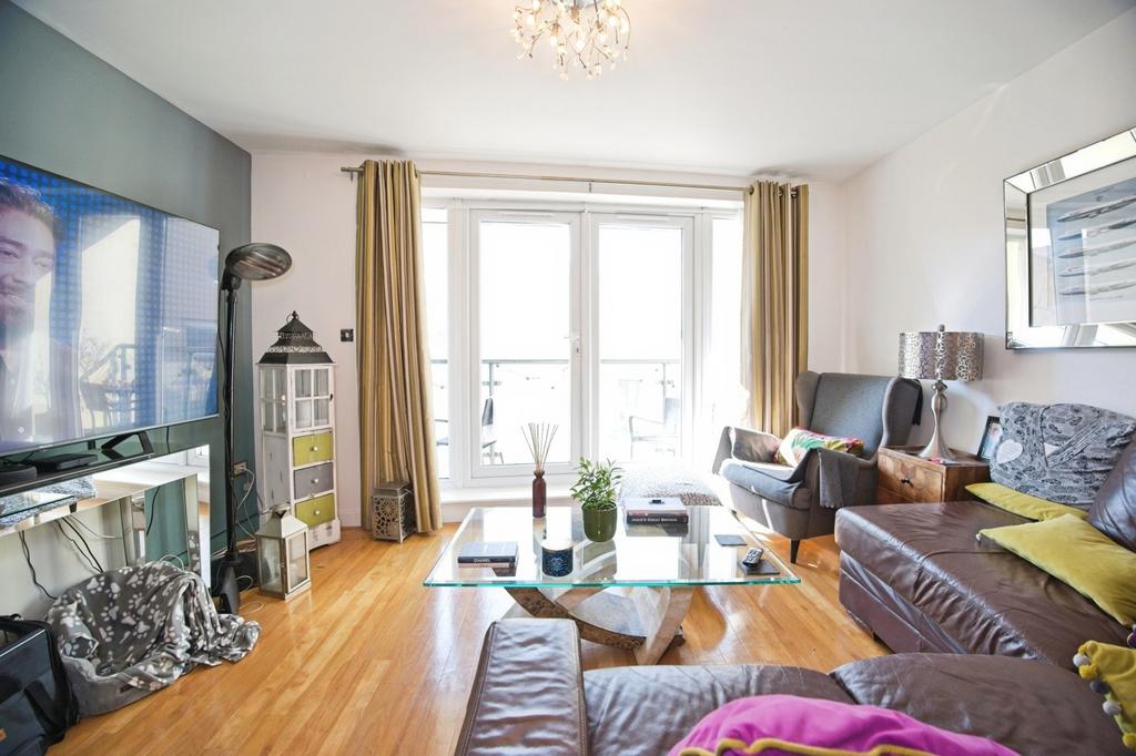Living/Dining Area