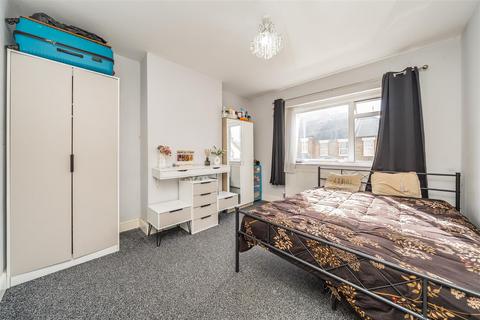 4 bedroom terraced house for sale, Sherwood Road, Harrow, HA2 8AR