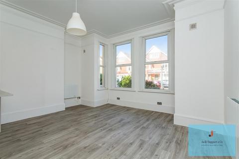 1 bedroom ground floor flat for sale, Carlisle Road, Hove