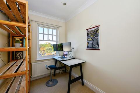 3 bedroom end of terrace house for sale, Highlands Mews, Highlands Road, Leatherhead, Surrey, KT22