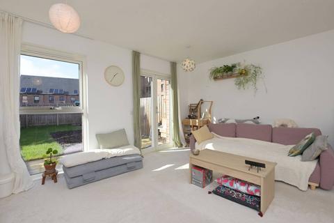 undefined, 17 Muirhouse Crescent, Muirhouse, Edinburgh, EH4 4QF