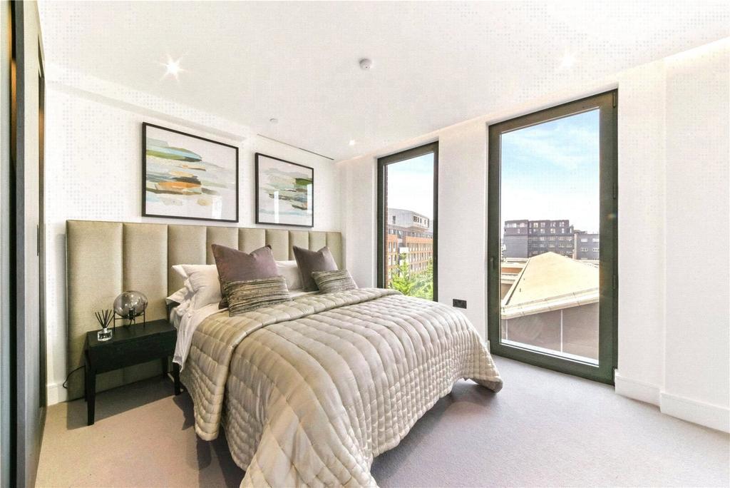 32 Walton Clark Hous