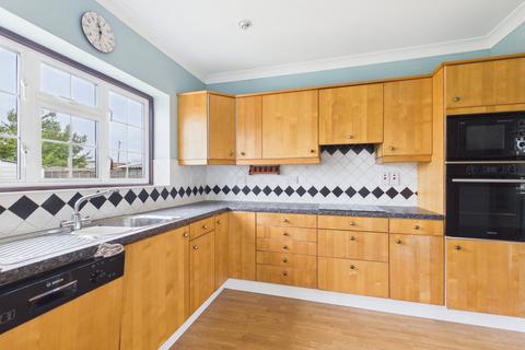 3 bedroom detached house for sale, Staines Road West, Ashford, Surrey, TW15