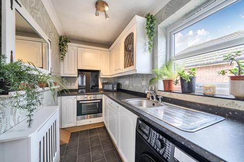 undefined, Addlestone,  Surrey,  KT15