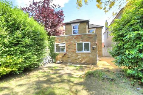 undefined, Queens Road, Egham, Surrey, TW20