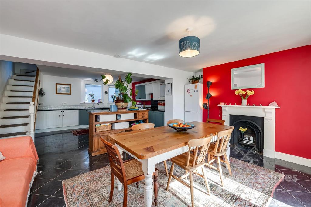 Breakfast Room