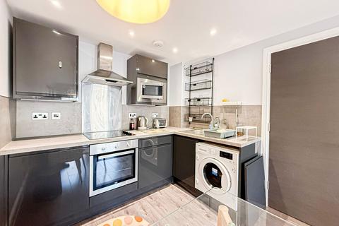 1 bedroom flat for sale, Water Street, Reliance House, L2