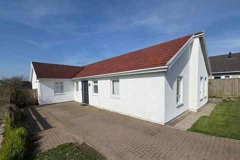 4 bedroom bungalow for sale, Millfields Close, Kilgetty, Pembrokeshire, SA68