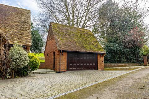 4 bedroom detached house for sale, Benfleet SS7