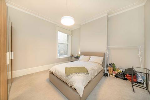 3 bedroom flat for sale, Gondar Gardens, London NW6