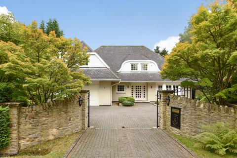 4 bedroom detached house to rent, Badgers Hill, Virginia Water, Surrey, GU25