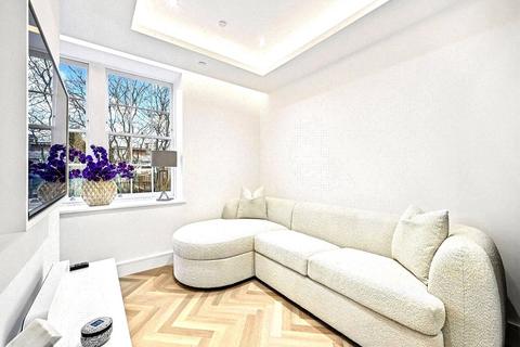 Studio for sale, Davies House, Brigade Court, Southwark, SE1