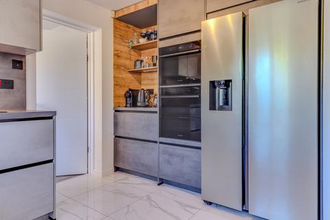 4 bedroom detached house for sale, Somerfield Way, Leicester Forest East, LE3