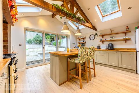 3 bedroom end of terrace house for sale, St. Marys Lane, Kirkheaton, Huddersfield, West Yorkshire, HD5