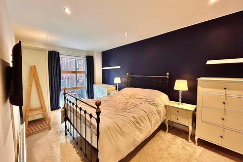 2 bedroom apartment to rent, Newton Street, Manchester, M1