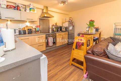 2 bedroom flat for sale, Millennium Heights, Lancaster LA1