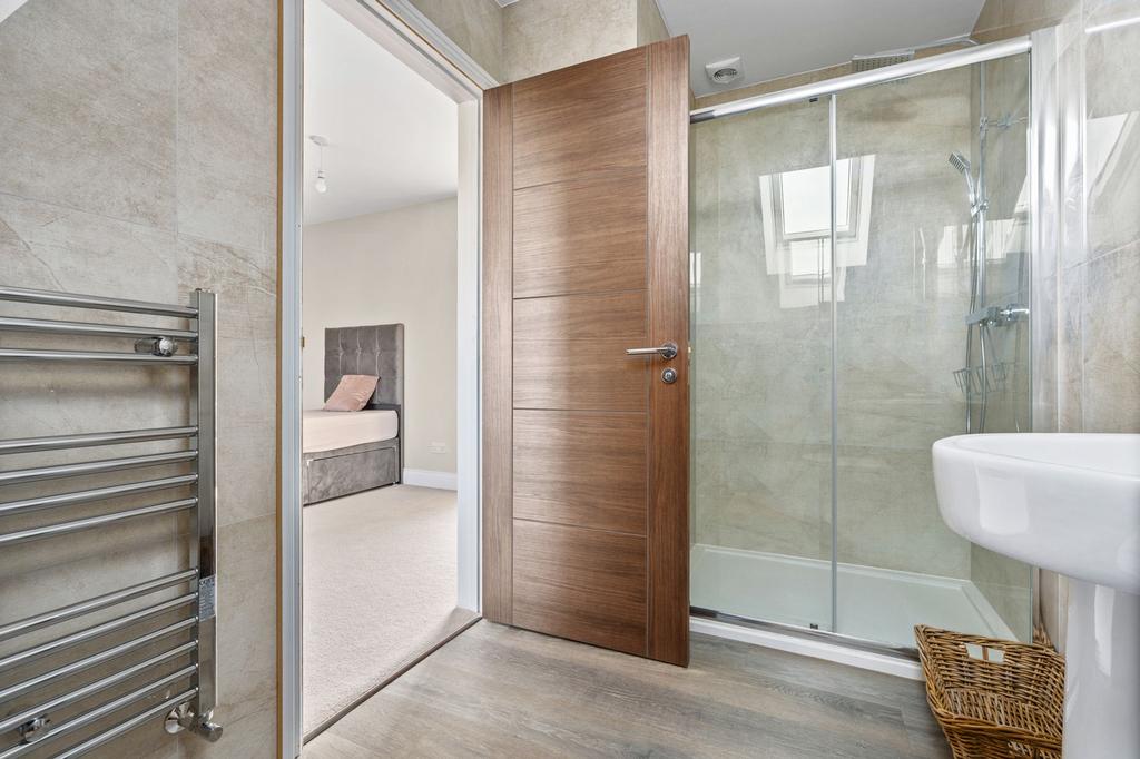 Ensuite Shower Room