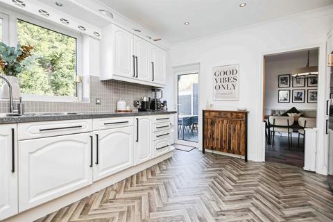2 bedroom semi-detached house for sale, Timberdine Close, HALESOWEN