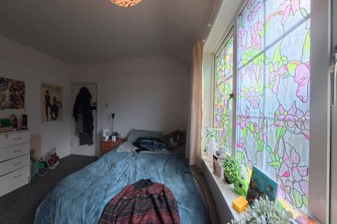4 bedroom house to rent, May Road