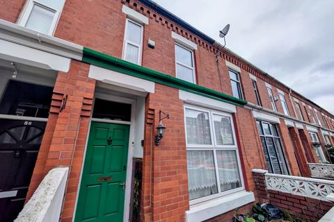 4 bedroom terraced house to rent, Darnley Street, Manchester, M16