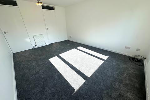 undefined, Ivanhoe, Glasgow, G74