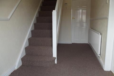 3 bedroom house to rent, Levens Walk, Wigan, WN5