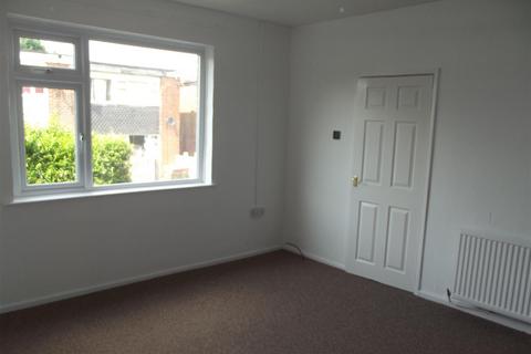 3 bedroom house to rent, Levens Walk, Wigan, WN5