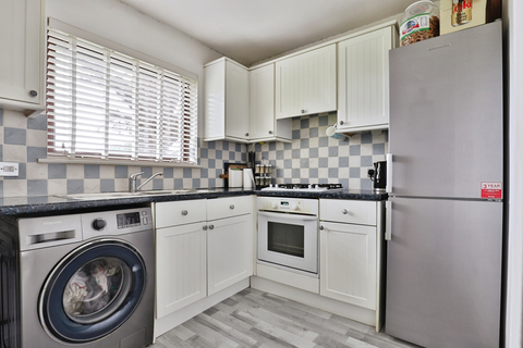 1 bedroom apartment to rent, Francesca Court, Christchurch, BH23