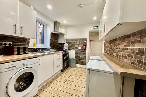 undefined, Gillingham Road, Gillingham, ME7