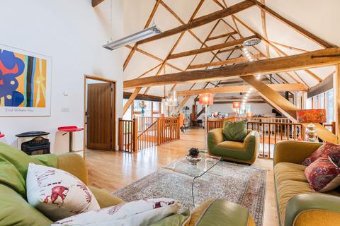 5 bedroom barn conversion for sale, Show Stopping Five Bedroom Barn Conversion in North Burlingham