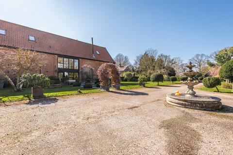 5 bedroom barn conversion for sale, Show Stopping Five Bedroom Barn Conversion in North Burlingham