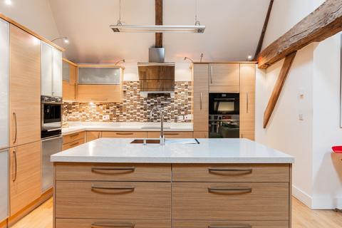 5 bedroom barn conversion for sale, Show Stopping Five Bedroom Barn Conversion in North Burlingham
