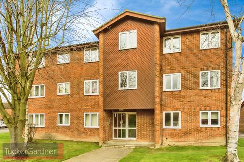 1 bedroom flat to rent, Speedwell Close, Cambridge, CB1