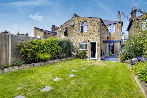 3 bedroom house for sale, Braxfield Road, Brockley, London, SE4