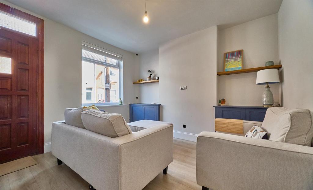 Front Lounge